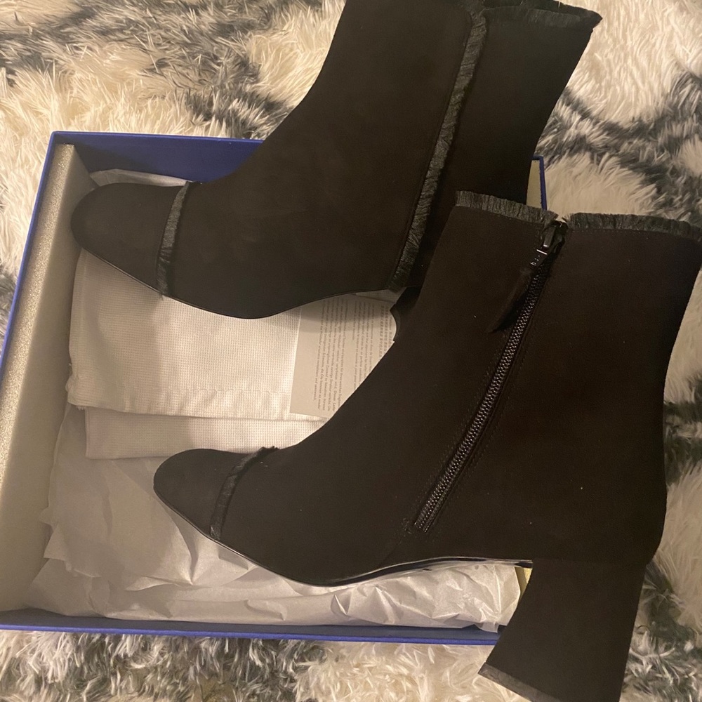 Stuart weitzman black suede fringe boots